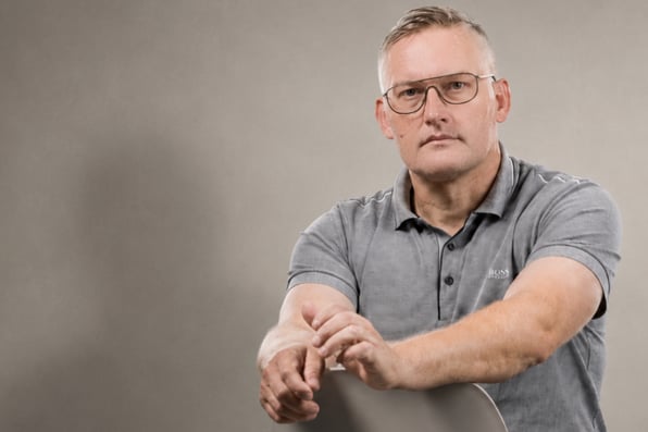 Timo Halonen pitää vastaanottoa Clinic Helenalla