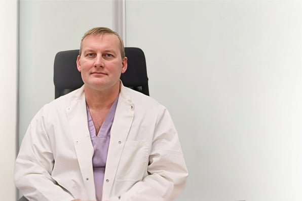 Timo Halonen vastaanottaa Clinic Helenassa